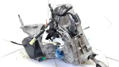 Автозапчастина б/у коробка передач для renault clio v (b7_) 1.0 tce 100 (b7mt) посилання на oem iam 8201748340 jr5070 r028762. / 321016454r