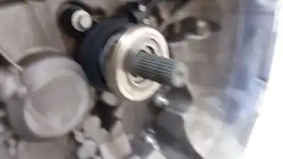 Автозапчастина б/у коробка передач для renault clio v (b7_) 1.0 tce 100 (b7mt) посилання на oem iam 8201748340 jr5070 r028762. / 321016454r