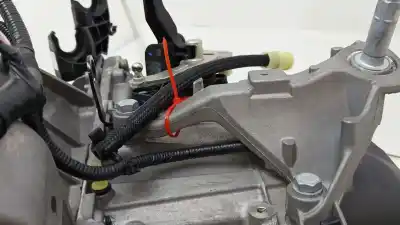 Автозапчастина б/у коробка передач для renault clio v (b7_) 1.0 tce 100 (b7mt) посилання на oem iam 8201748340 jr5070 r028762. / 321016454r