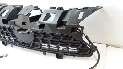 Автозапчастина б/у центральна решіта бампера для toyota yaris (_p1_) 1.0 (scp10_) посилання на oem iam 531010df41 531010db31 / 821130d280b  Автозапчастина б/у центральна решіта бампера для toyota yaris (_p1_) 1.0 (scp10_) посилання на oem iam 531010df41 531010db31 / 821130d280b