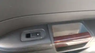 Pièce détachée automobile d'occasion commande de lève vitre arrière droit pour chrysler 300c touring (lx, le) 3.0 crd références oem iam 04602743aa