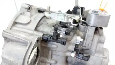 Автозапчастина б/у коробка передач для audi a3 (8p) * посилання на oem iam 02q300040hx wauzzz8z63n03030 hdv