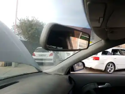 Автозапчастина б/у внутрішне дзеркало для AUDI A3 (8P1) 2.0 TDI Посилання на OEM IAM 8D0857511A  