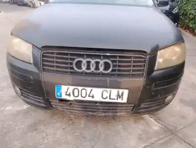 Автозапчастина б/у передня решіта для audi a3 (8p1) 2.0 tdi посилання на oem iam 8p3853651