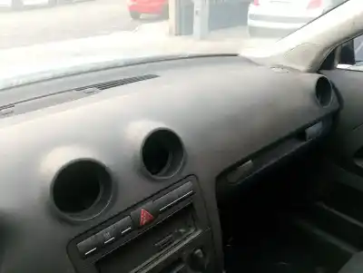 Автозапчастина б/у панель приладів для audi a3 (8p1) 2.0 tdi посилання на oem iam 8p1857003d  