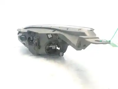 Second-hand car spare part right headlight for kia ceed (cd) 1.4 t-gdi oem iam references 92102j7100  