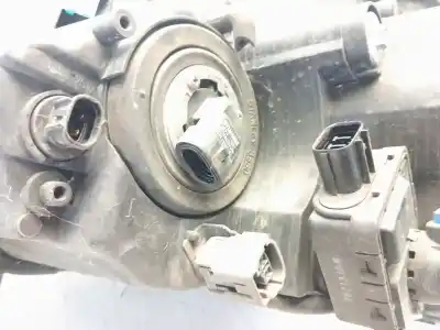 Second-hand car spare part right headlight for mazda 5 (cw) luxury oem iam references cc6451031d  