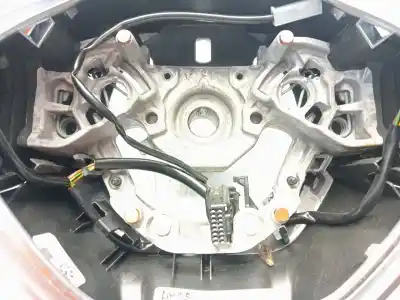 Автозапчастина б/у кермо для renault clio v (b7_) 1.0 tce 100 (b7mt) посилання на oem iam 484000642r  