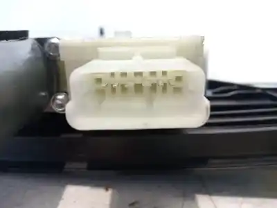 Автозапчастина б/у регулятор вікна передній лівий для RENAULT CLIO V (B7_) 1.0 TCE 100 (B7MT) Посилання на OEM IAM 807216723R  