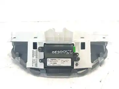 Peça sobressalente para automóvel em segunda mão quadrante por volvo v50 (545) d4 referências oem iam 30710071  