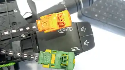 Second-hand car spare part multifunction switch for renault clio ii (bb_, cb_) 1.5 dci (b/cb3m) oem iam references 7701051757  7701066570 / 7701066571