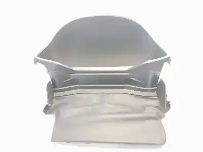 Peça sobressalente para automóvel em segunda mão Molduras Frontais por RENAULT CLIO V (B7_) 1.0 TCE 100 (B7MT) Referências OEM IAM 682404332R  