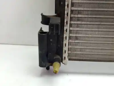 Pezzo di ricambio per auto di seconda mano radiatore d acqua per opel corsa e (x15) 1.4 lpg (08, 68) riferimenti oem iam 13399870  