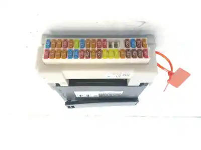 Recambio de automóvil de segunda mano de caja reles / fusibles para toyota c-hr (_x1_) 2.0 hybrid (maxh10) referencias oem iam 89221f4120