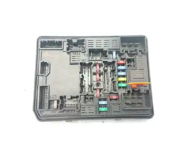 Second-hand car spare part FUSE BOX UNIT for RENAULT CLIO V (B7_)  OEM IAM references 284B69541R  