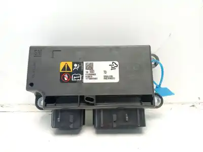 Second-hand car spare part airbag control unit for opel corsa e (x15) 1.4 lpg (08, 68) oem iam references 13511833