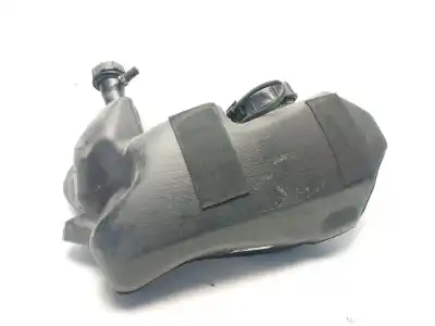 Pièce détachée automobile d'occasion RÉSERVOIR DE CARBURANT pour PIAGGIO (VESPA) VESPA PRIMAVERA 125 I-GET 124 cm3 Références OEM IAM 1B005534  