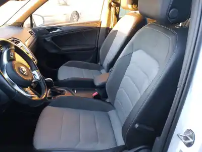 Recambio de automóvil de segunda mano de JUEGO ASIENTOS COMPLETO para VOLKSWAGEN TIGUAN (AD1, AX1) 2.0 TDI referencias OEM IAM 5NA881375F  