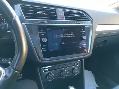 Second-hand car spare part AUDIO SYSTEM / RADIO CD for VOLKSWAGEN TIGUAN (AD1, AX1) 2.0 TDI OEM IAM references 5G6919605B  