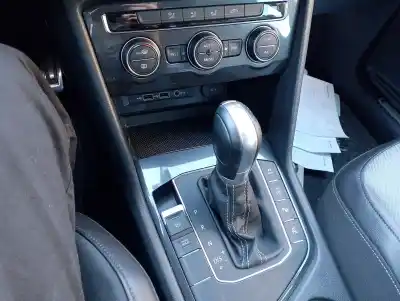 Pezzo di ricambio per auto di seconda mano leva del cambio per volkswagen tiguan (ad1, ax1) 2.0 tdi riferimenti oem iam 5qh713023l