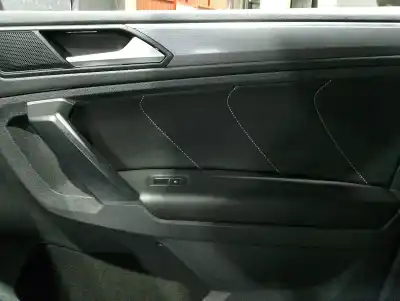 Pezzo di ricambio per auto di seconda mano alzacristalli anteriore destro per volkswagen tiguan (ad1, ax1) 2.0 tdi riferimenti oem iam 5na837462a