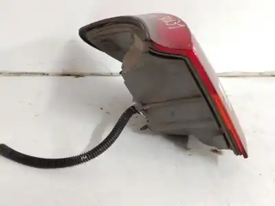 Peça sobressalente para automóvel em segunda mão farolim traseiro direito por lexus is200 (ds2/is2) 220d referências oem iam   