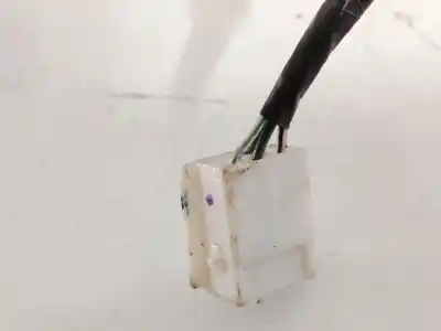 Peça sobressalente para automóvel em segunda mão farolim traseiro direito por lexus is200 (ds2/is2) 220d referências oem iam   