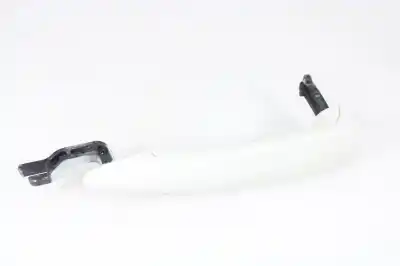 Peça sobressalente para automóvel em segunda mão puxador exterior dianteiro esquerdo por bmw serie 1 berlina (e81/e87) 116d referências oem iam e8xr11