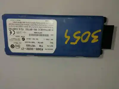İkinci el araba yedek parçası SES SISTEMI / RADYO CD için TOYOTA LAND CRUISER (J12)  OEM IAM referansları PZ40900292  