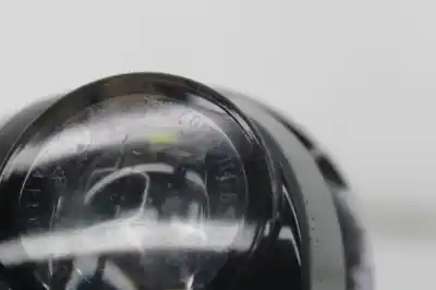 Second-hand car spare part right fog light for mazda 2 lim. () luxury oem iam references 65101  