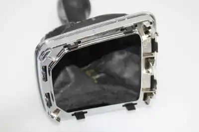 Peça sobressalente para automóvel em segunda mão BOTÃO DA ALAVANCA DE VELOCIDADES por SEAT TOLEDO (KG3)  Referências OEM IAM 5JB711456  