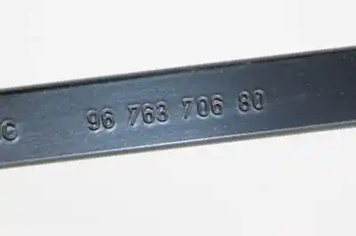 Peça sobressalente para automóvel em segunda mão haste de escova dianteiro direito por citroen c4 picasso business class referências oem iam 9676370680