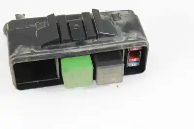 Pièce détachée automobile d'occasion BOÎTES À FUSIBLES pour SUZUKI SX4 RW (EY)  Références OEM IAM 03447012  