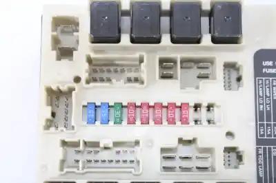 Peça sobressalente para automóvel em segunda mão caixa de fusíveis e relés por nissan navara pick-up (d40m) doble cab se 4x2 referências oem iam 284b7eb311  