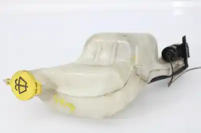 Second-hand car spare part windscreen washer bottle for dodge caliber s oem iam references 05303789ad