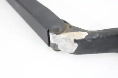 Second-hand car spare part front right windshield wiper arm for dodge caliber s oem iam references p18242