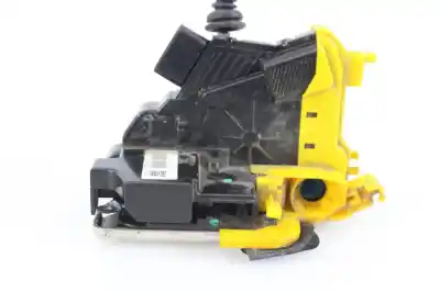 Second-hand car spare part left front door lock for kia cee´d drive oem iam references 81310a2100  