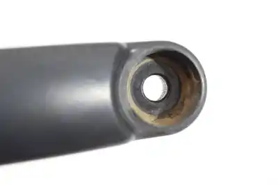 Second-hand car spare part LEFT FRONT WINDSHIELD WIPER ARM for KIA CEE´D  OEM IAM references 4431DI  