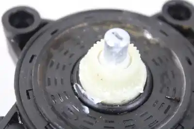 Second-hand car spare part left front window motor for kia cee´d drive oem iam references 82450a2010  