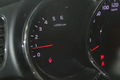 Peça sobressalente para automóvel em segunda mão quadrante por kia cee´d drive referências oem iam 94003a2273  