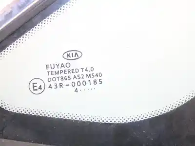 Peça sobressalente para automóvel em segunda mão vidro custódia triangular frente esquerdo por kia cee´d drive referências oem iam 86180a2100  