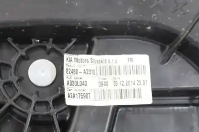Peça sobressalente para automóvel em segunda mão elevador de vidros dianteiro direito por kia cee´d drive referências oem iam 82480a2310