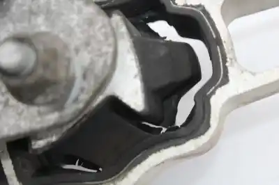 Second-hand car spare part engine support for land rover evoque hse oem iam references bj326f012ab  