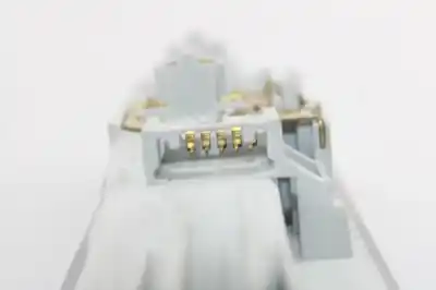 Автозапчастина б/у внутрішне світло для renault kangoo extrem посилання на oem iam 8200074362  