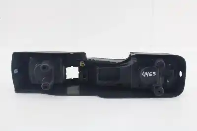 Автозапчастина б/у центральна консоль для renault kangoo extrem посилання на oem iam 8200457030  