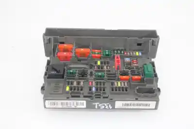 Recambio de automóvil de segunda mano de CAJA RELES / FUSIBLES para BMW SERIE 1 CABRIO (E88)  referencias OEM IAM 911944606  