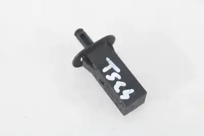 Peça sobressalente para automóvel em segunda mão motor tampa externa de combustível por bmw serie 1 cabrio (e88) 118d referências oem iam 82289392