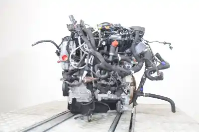 Second-hand car spare part complete engine for land rover evoque hse oem iam references 204dtd  