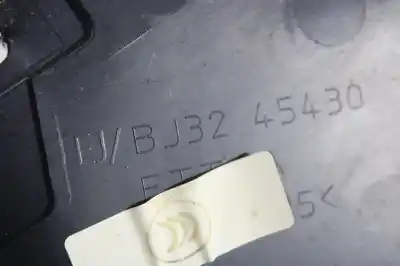 Second-hand car spare part tailgate trim for land rover evoque hse oem iam references bj3245430  