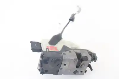 Peça sobressalente para automóvel em segunda mão fechadura da porta dianteira direita por peugeot 208 access referências oem iam 4570 dd